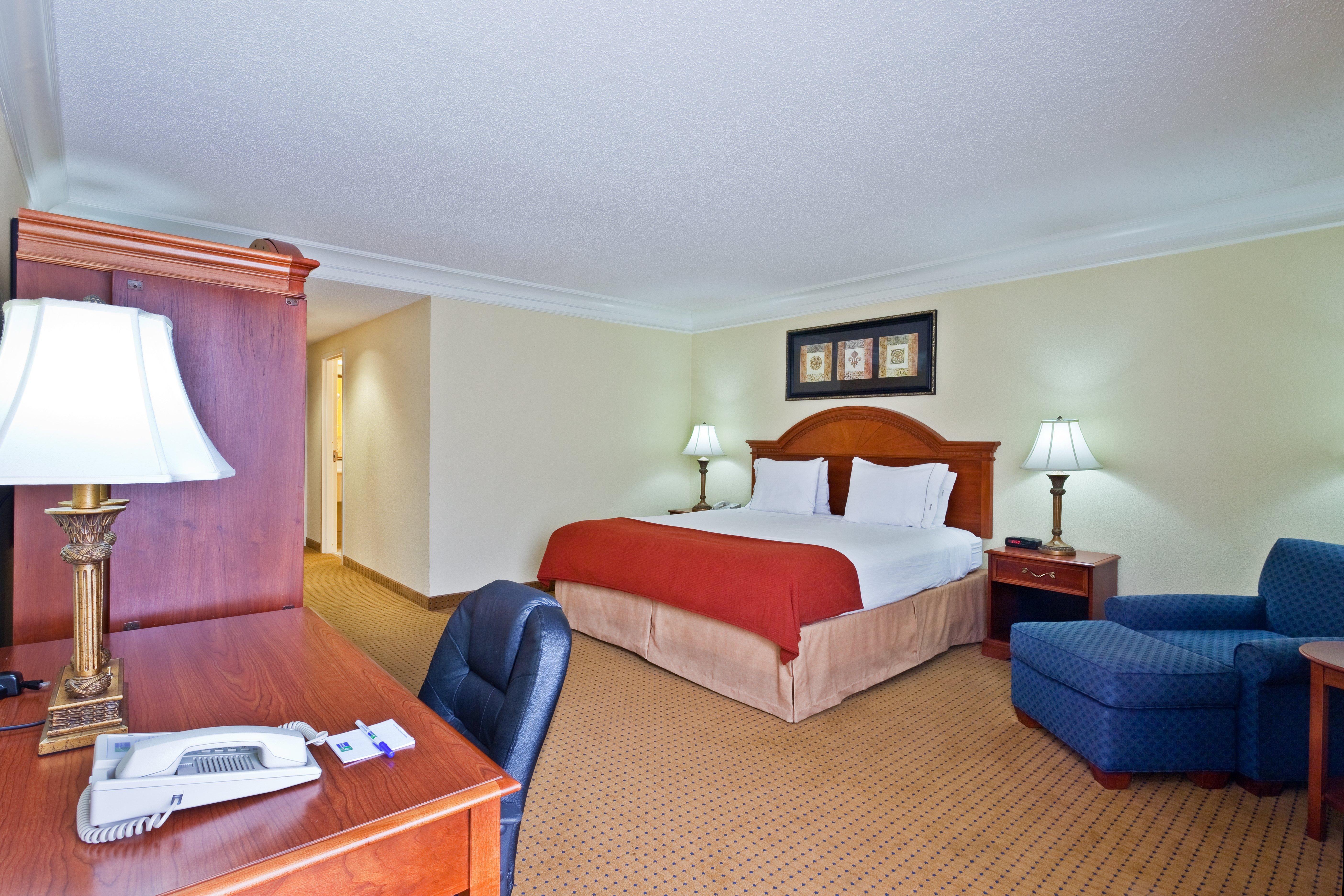 Holiday Inn Express Ringgold Room photo