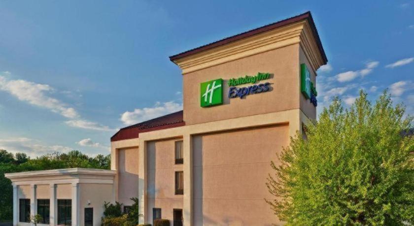 Holiday Inn Express Ringgold Exterior photo